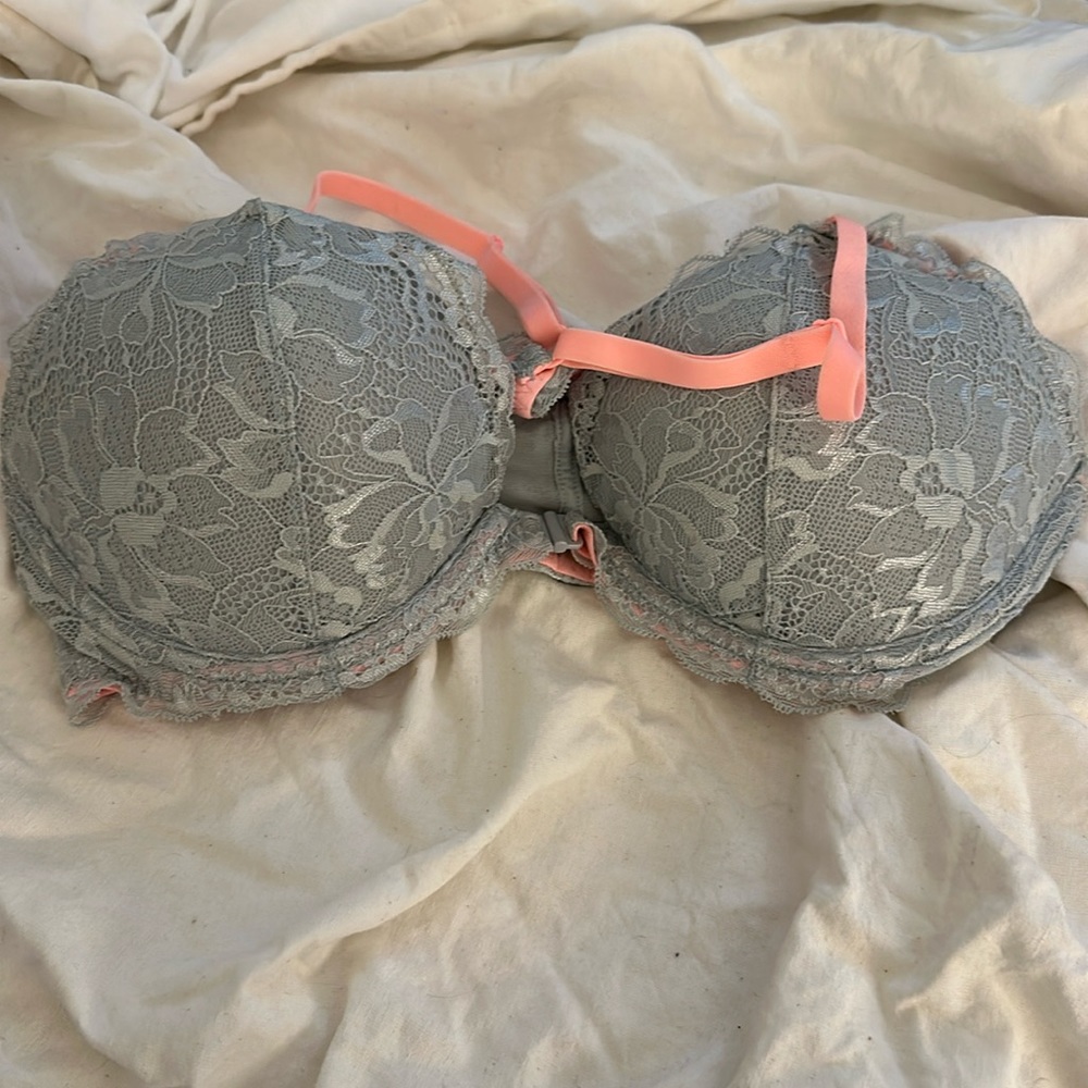 Victoria’s Secret pink date racer back 36C